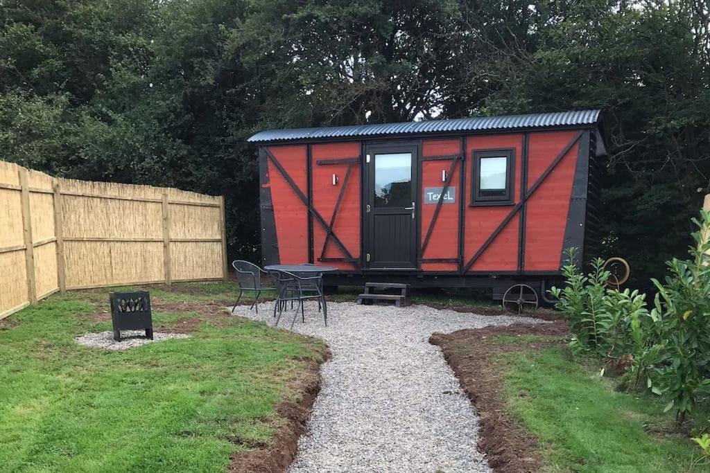 Luxury Railway Carriage With Stunning Views Apartment Hereford Exterior foto